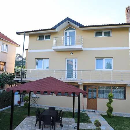 La Casa Di Fatmir Alloggio in famiglia