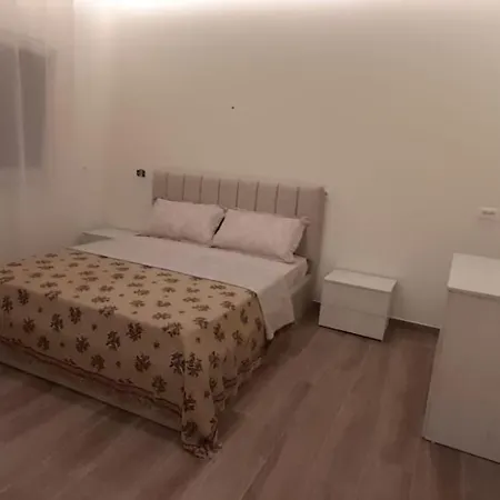 La Casa Di Fatmir Homestay